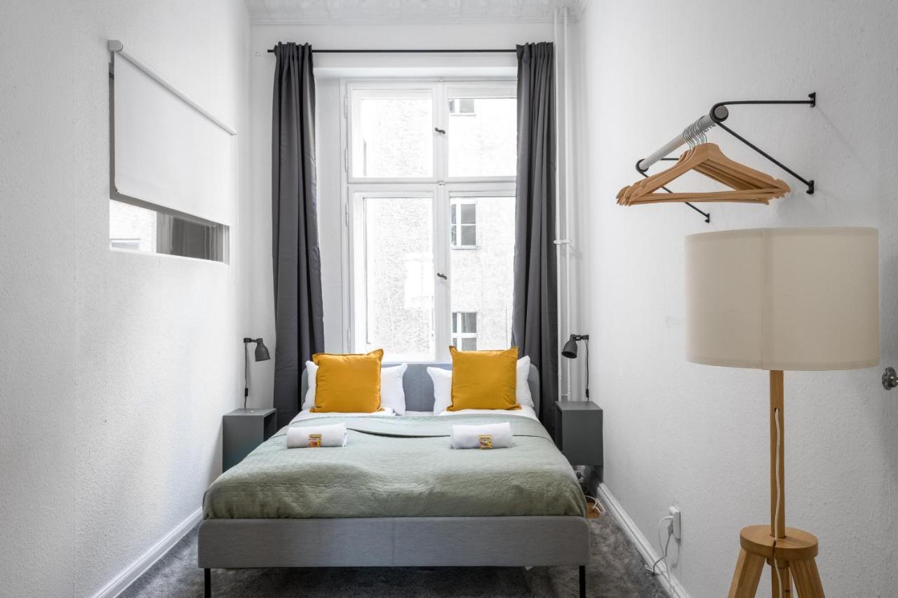 Riesiges Apartment Nahe Kudamm Sehr Schoner Altbau 123M2 Gross 12 Gaste Berlin Dış mekan fotoğraf